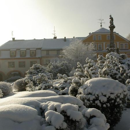 Pension & Restaurace Zeleny Mlyn Žacléř מראה חיצוני תמונה