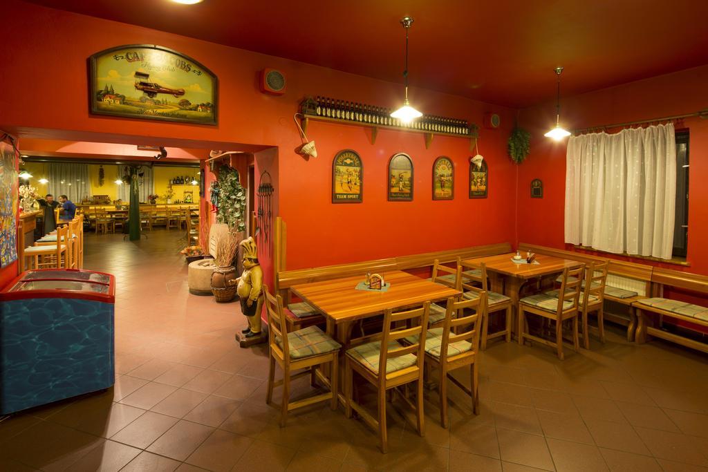 Pension & Restaurace Zeleny Mlyn Žacléř מראה חיצוני תמונה