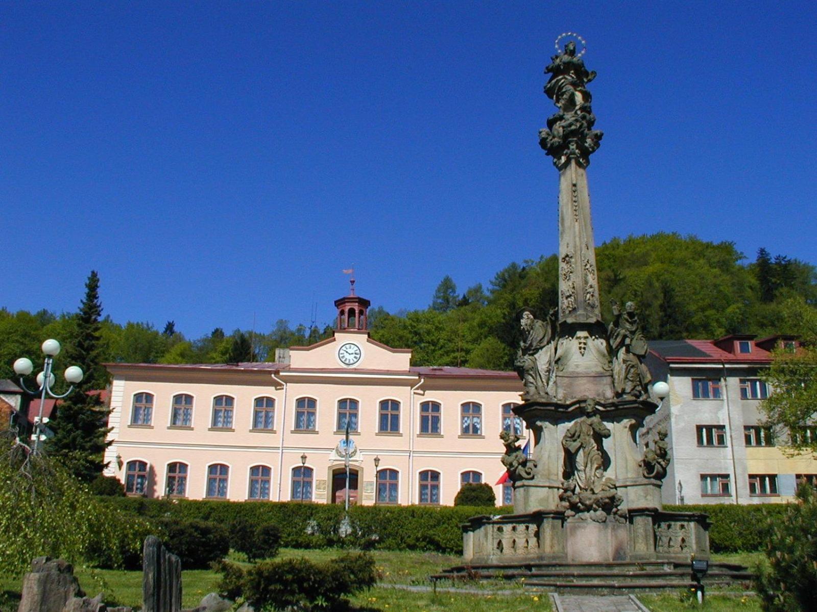 Pension & Restaurace Zeleny Mlyn Žacléř מראה חיצוני תמונה