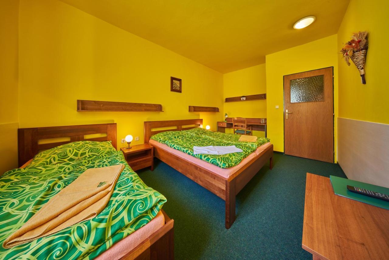 Pension & Restaurace Zeleny Mlyn Žacléř מראה חיצוני תמונה